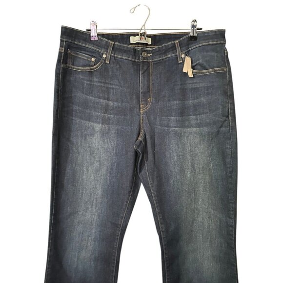 Levi’s Perfectly Shaping 512 Bootcut Plus Size Jeans - Picture 3 of 7